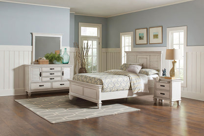 Franco 4-piece Eastern King Bedroom Set Distressed White